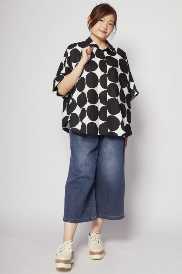 Kasey Top in B/W Circles